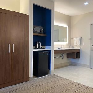 Holiday Inn Express & Suites Mountain View Silicon Valley By Ihg